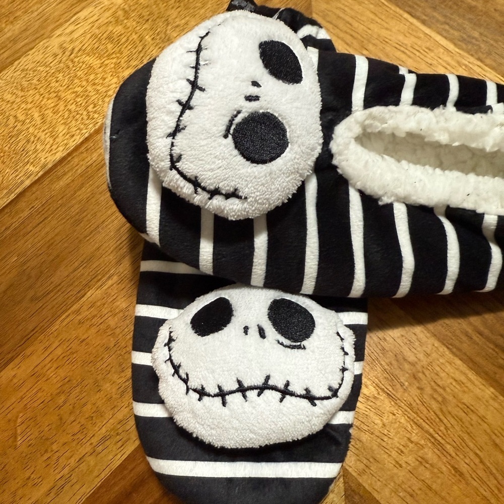 Jack Skellington Slipper Socks - Disney Women Nightmare Before Christmas Size 7 - Picture 4 of 9